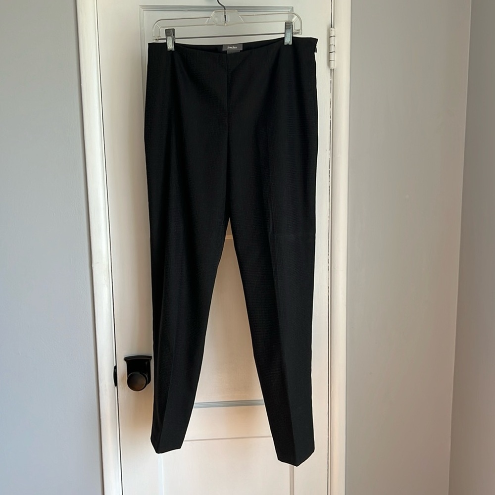 Neiman Marcus brand houndstooth pants size 8.
